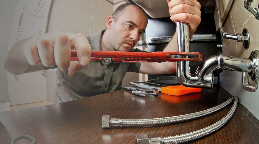 Local expert plumbing services in Mount Auburn, IL